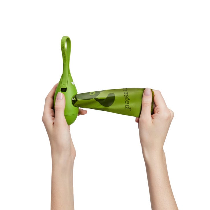 Earth Rated Leash Dispenser 2.0 with 15 Bags