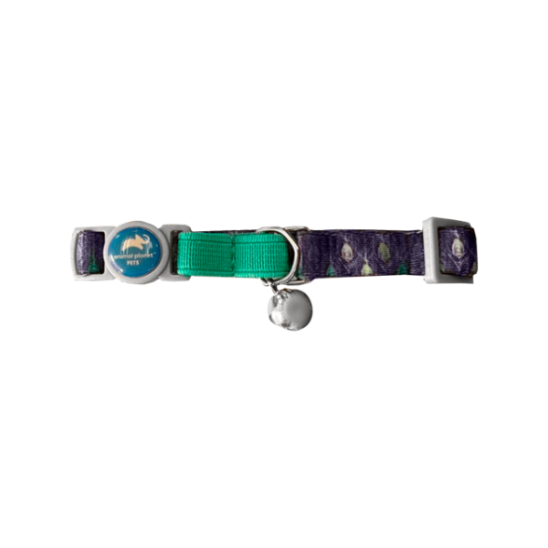 Animal Planet Collar Para Gato Con Fondo Oscuro