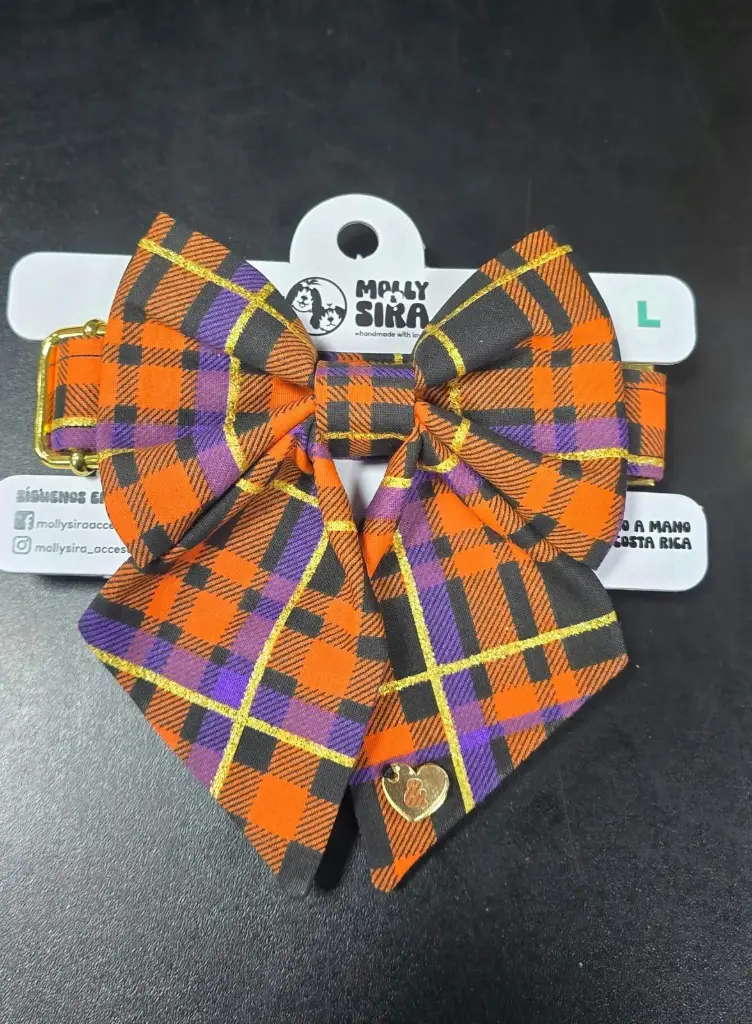 Molly & Sira Collar + Sailor Halloween Cuadros